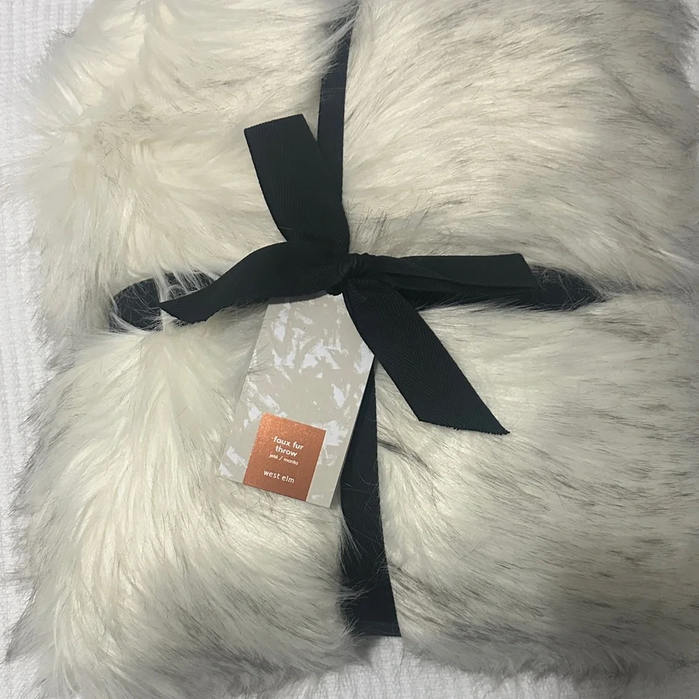 West Elm Plush Faux Fur Throw - Cream and Gray - Picture 1 of 4